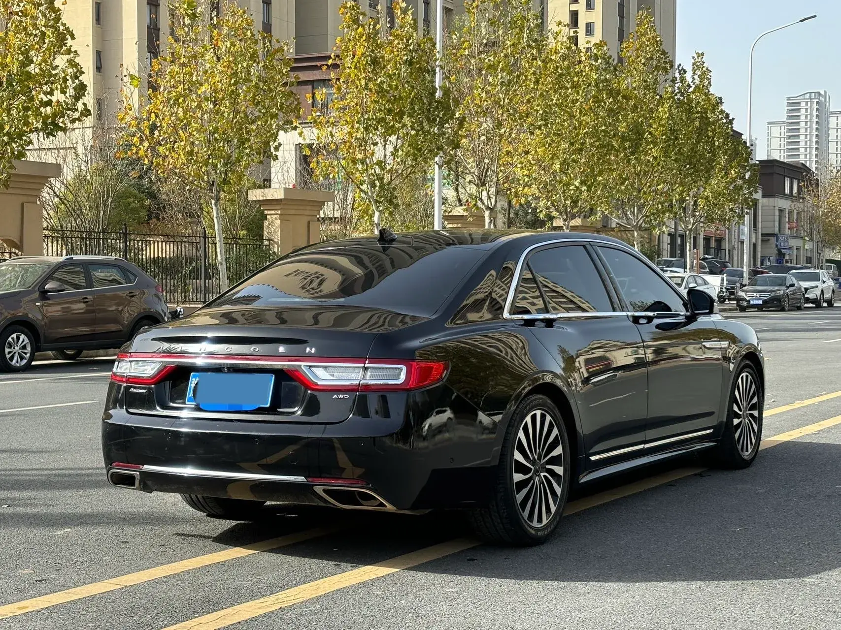 2019 LINCOLN CONTINENTAL thumbnail 4