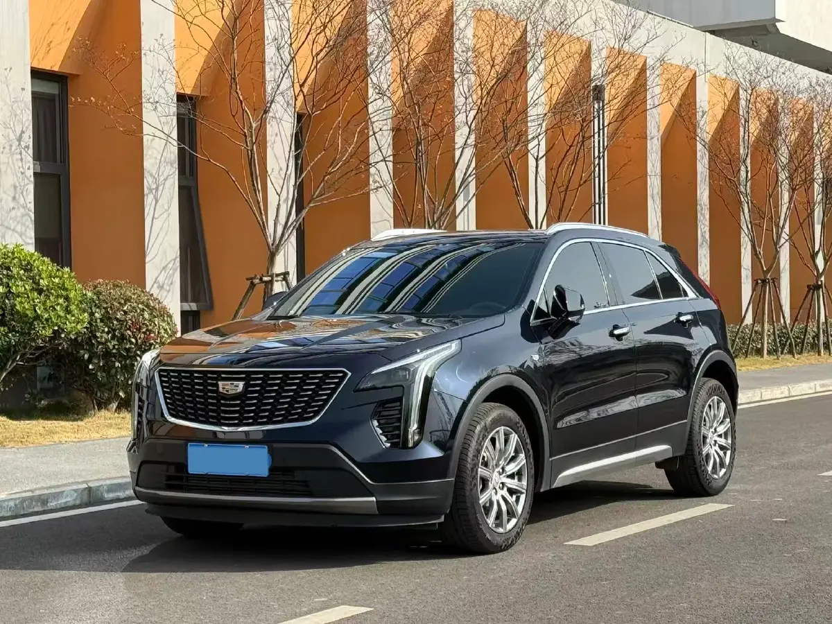 2021 Cadillac XT4 2.0T 237HP L4 9AT