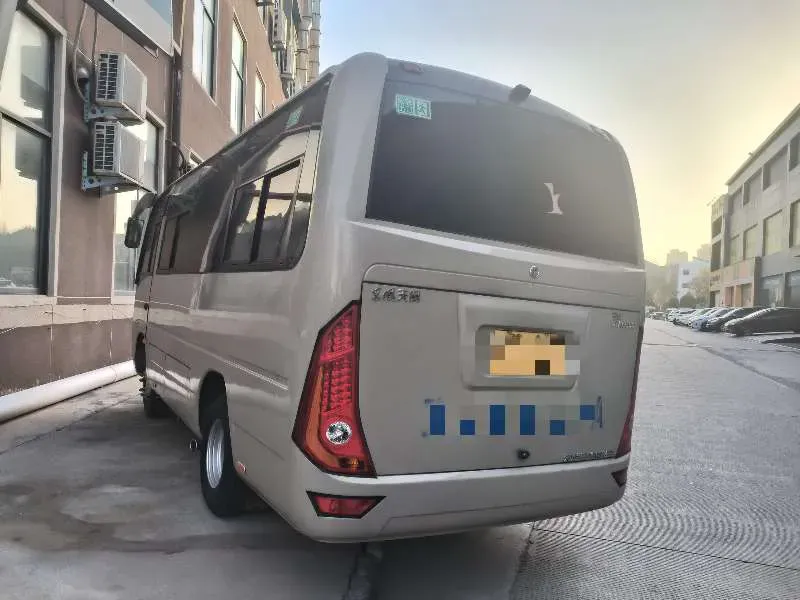 2018 DongFeng Aeolus AX4 1.6L 124HP L4 5MT,autocango,china used car exporter,china ev exporter,chinese used car exporter,chinese used ev exporter