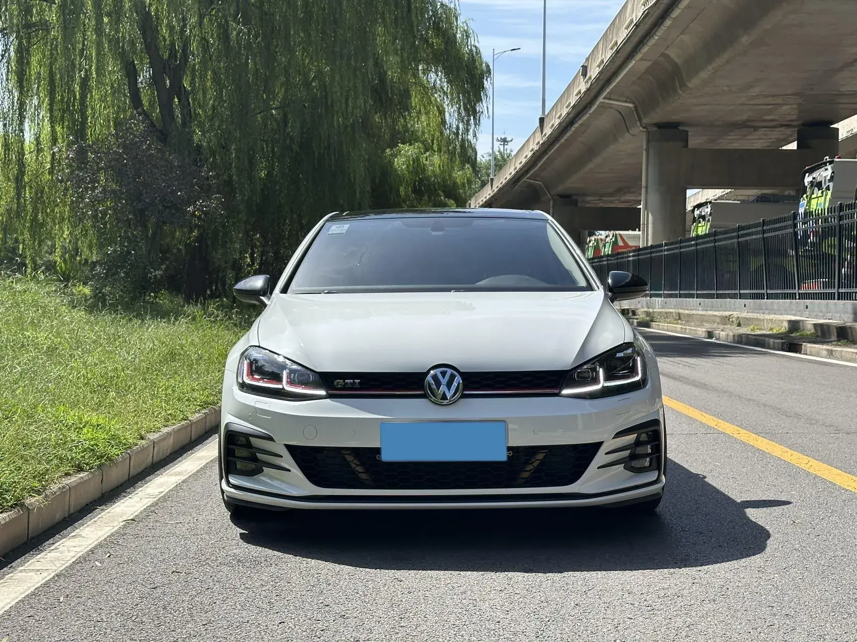 2019 VOLKSWAGEN GOLF thumbnail 2
