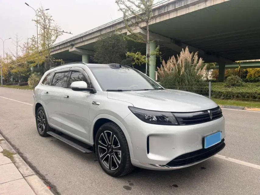 2024 AITO AITO thumbnail 3