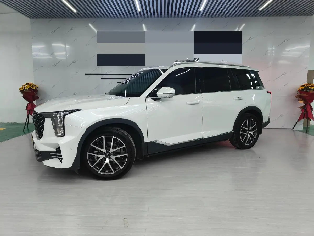 2022 GAC Trumpchi GS8 2.0T 252HP L4 8AT