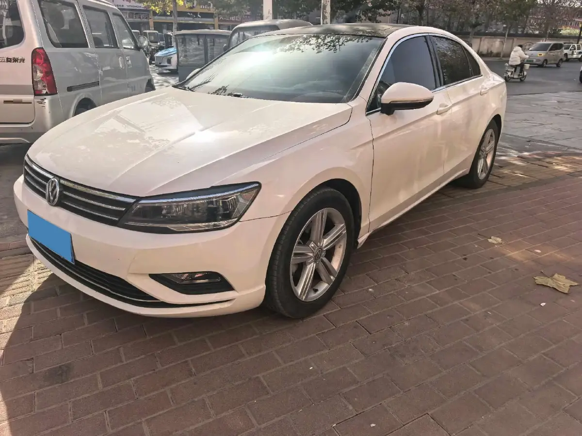 2018 Volkswagen Lamando 1.4T 131HP L4 7DCT