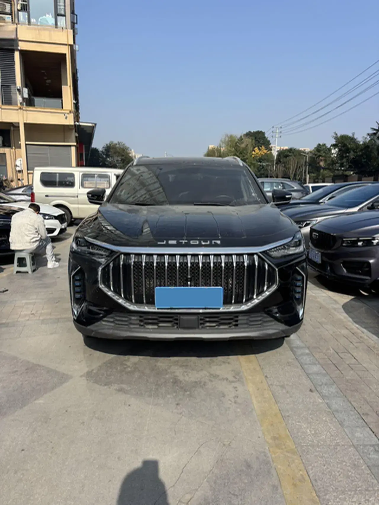 2023 JETOUR X70 thumbnail 3