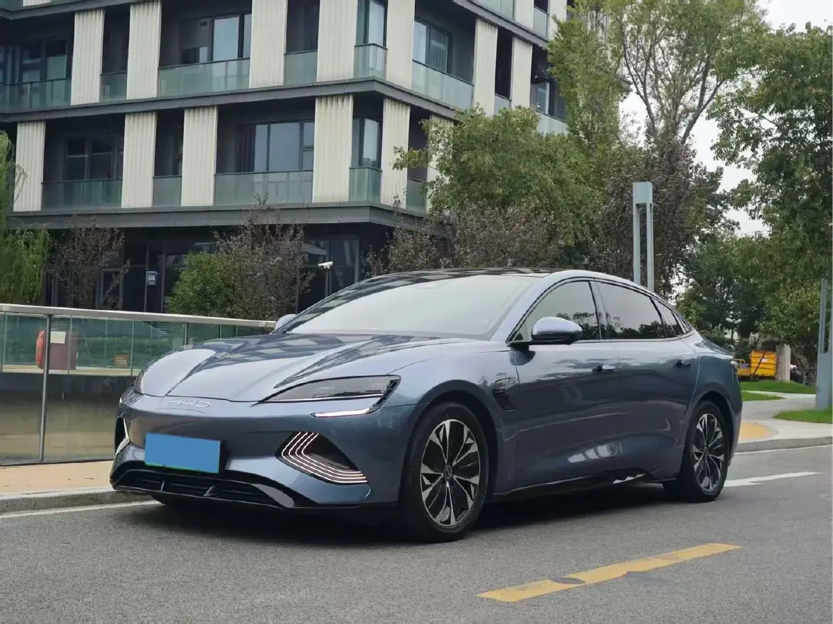 2023 BYD Seal BEV 82.5KWH