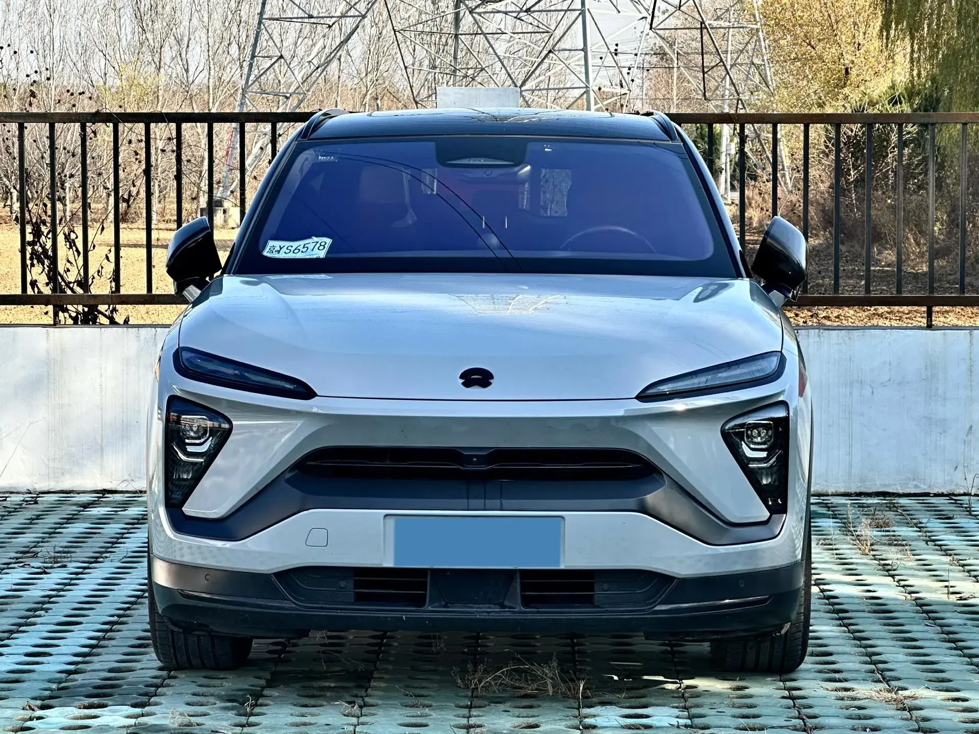 2019 NIO ES6 thumbnail 3