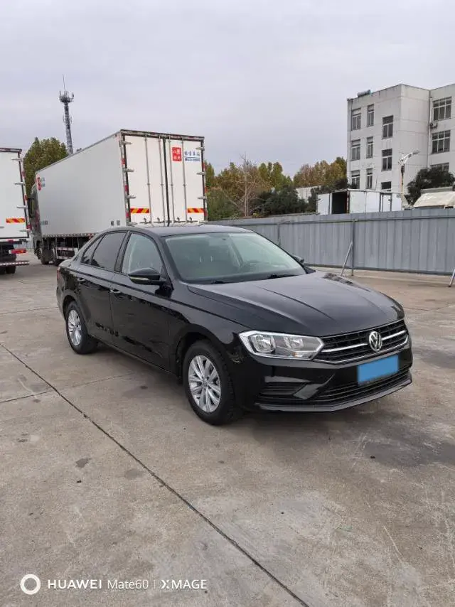 2018 VOLKSWAGEN BORA thumbnail 3