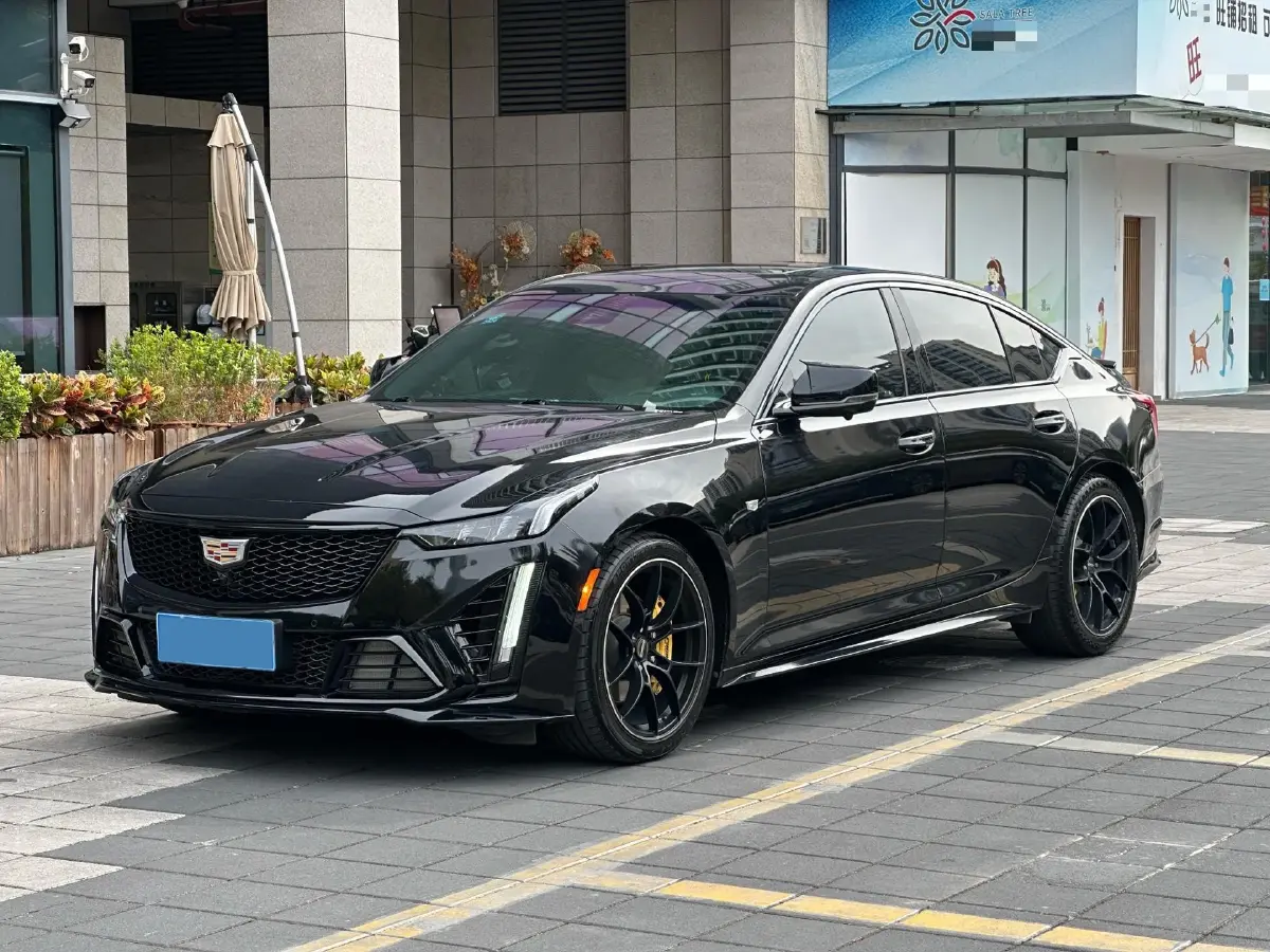 2021 Cadillac CT5 2.0T 237HP L4 10AT