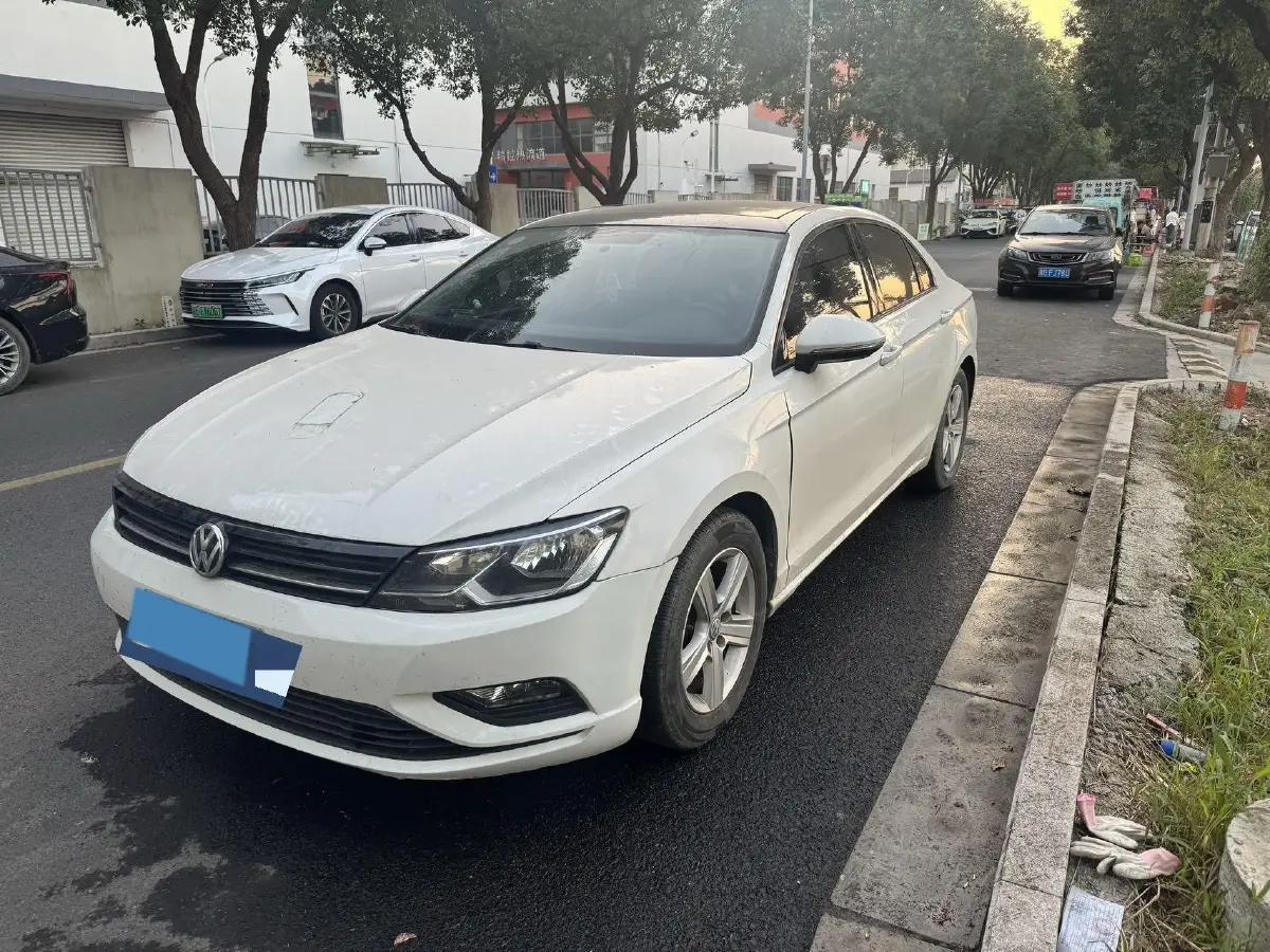 2018 Volkswagen Lamando 1.4T 131HP L4 7DCT