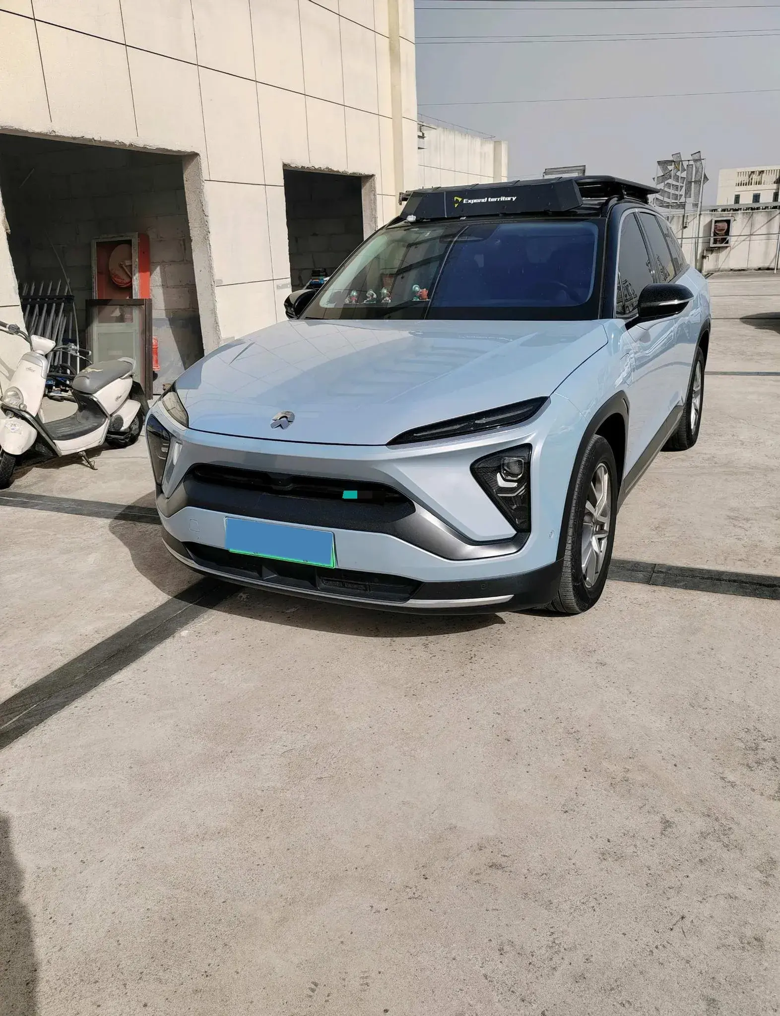 2020 NIO ES6 view 1