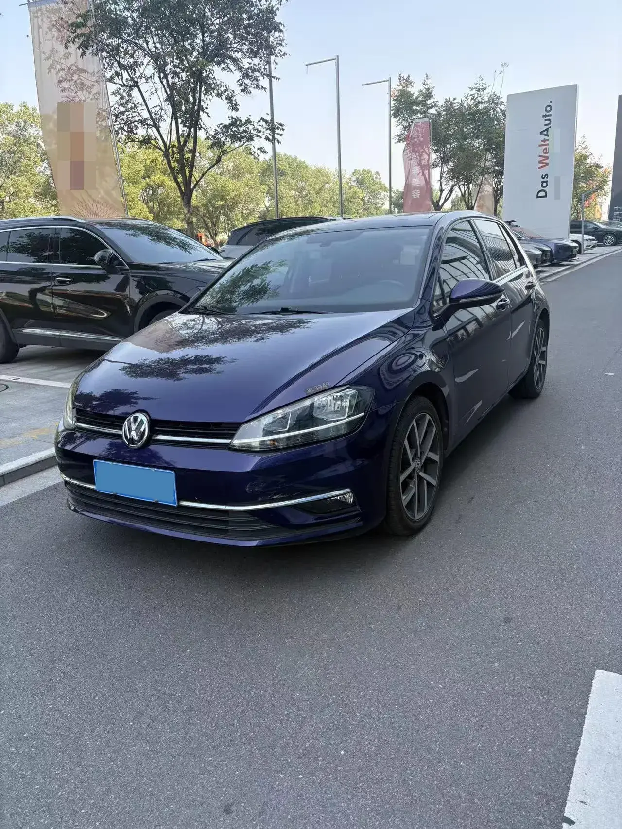 2020 VOLKSWAGEN GOLF view 1