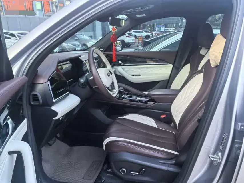 2021 GEELY MONJARO thumbnail 3