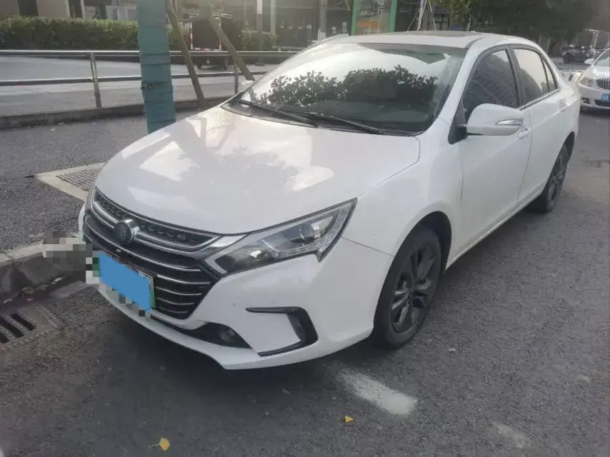 2018 BYD Qin 1.5T 154HP L4 6DCT PHEV 15.2KWH