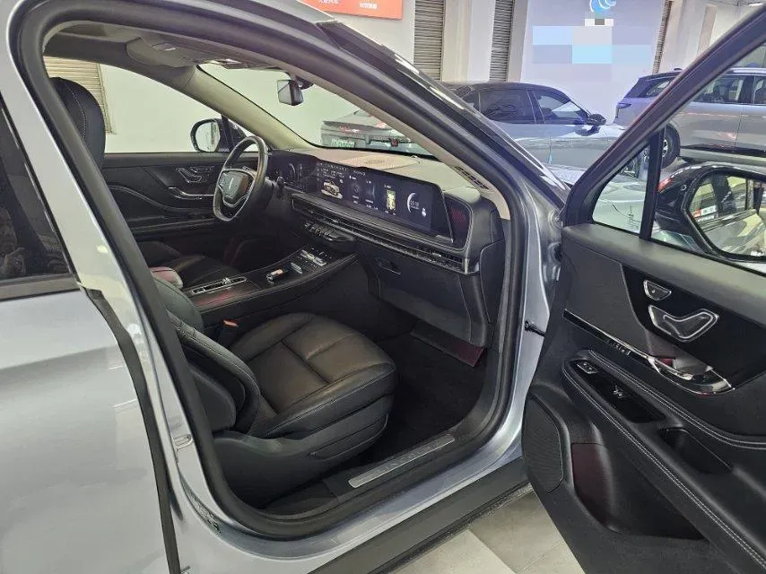 2024 Lincoln Corsair 1.5T 193HP L4 E-CVT Hybrid,autocango,china used car exporter,china ev exporter,chinese used car exporter,chinese used ev exporter