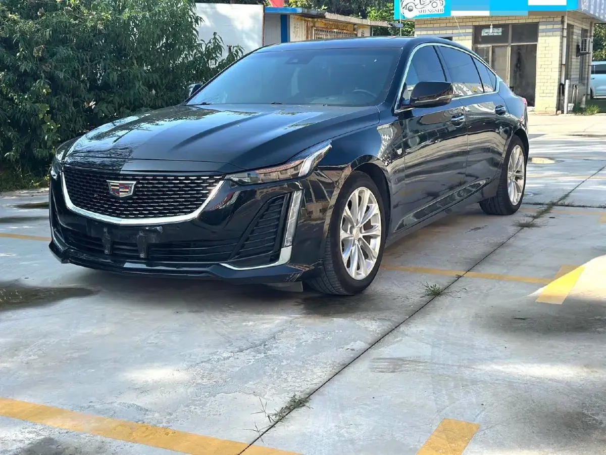 2021 Cadillac CT5 2.0T 237HP L4 10AT