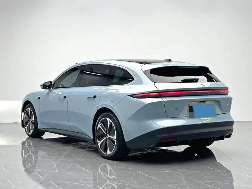 2024 NIO ET5T thumbnail 4