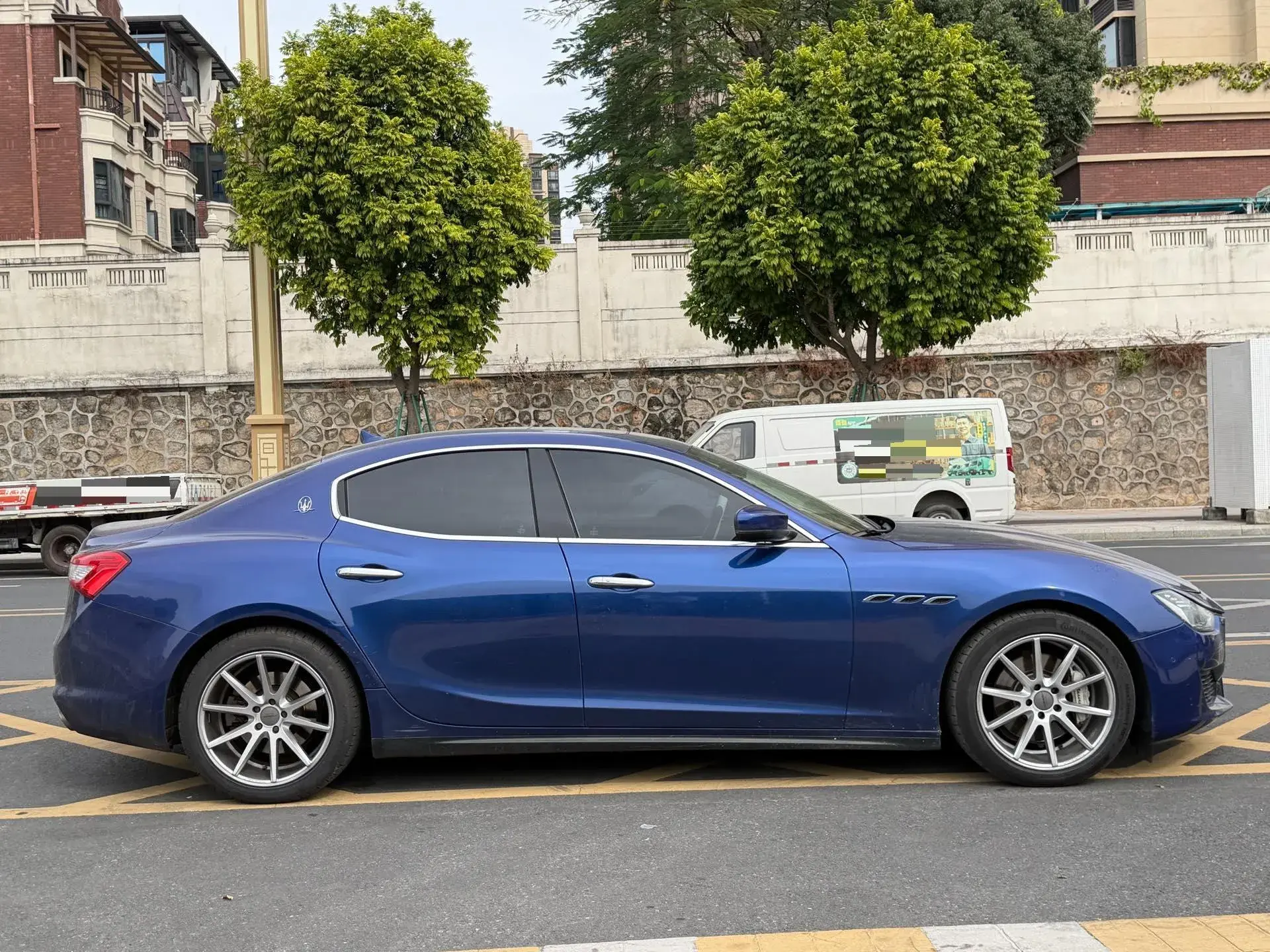 2018 MASERATI GHIBLI thumbnail 4
