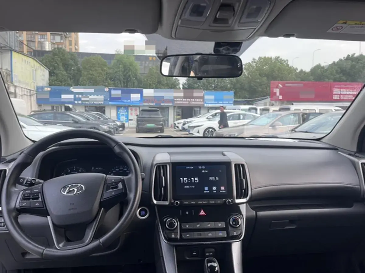 2018 HYUNDAI IX35 thumbnail 3