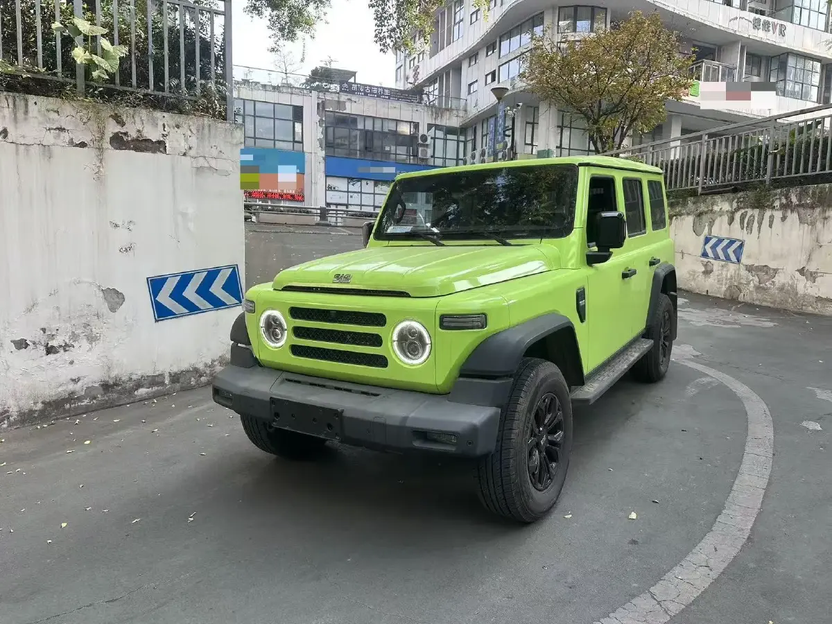 2024 212 212 T01 2.0T 252HP L4 8AT