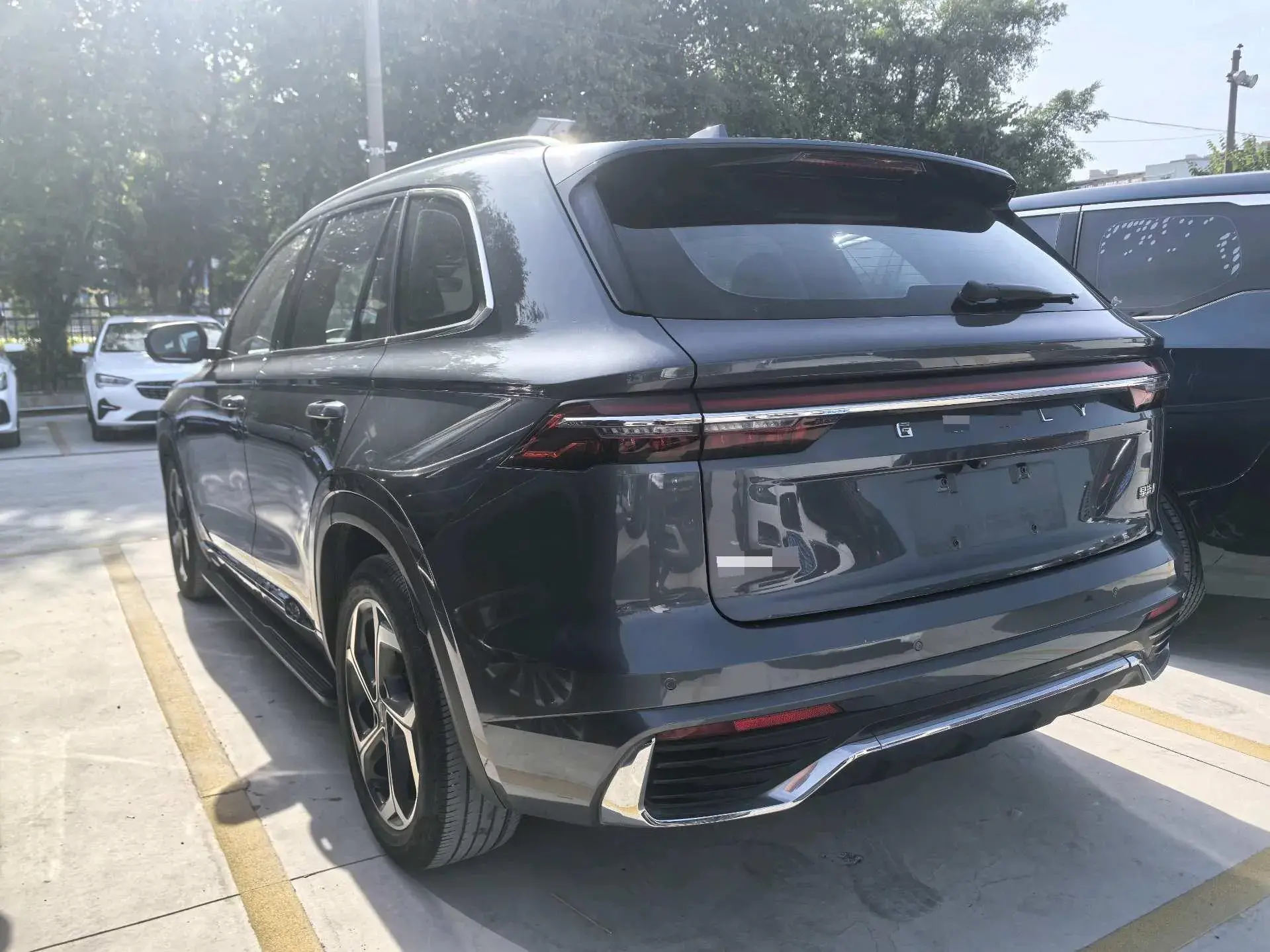 2021 GEELY MONJARO thumbnail 4