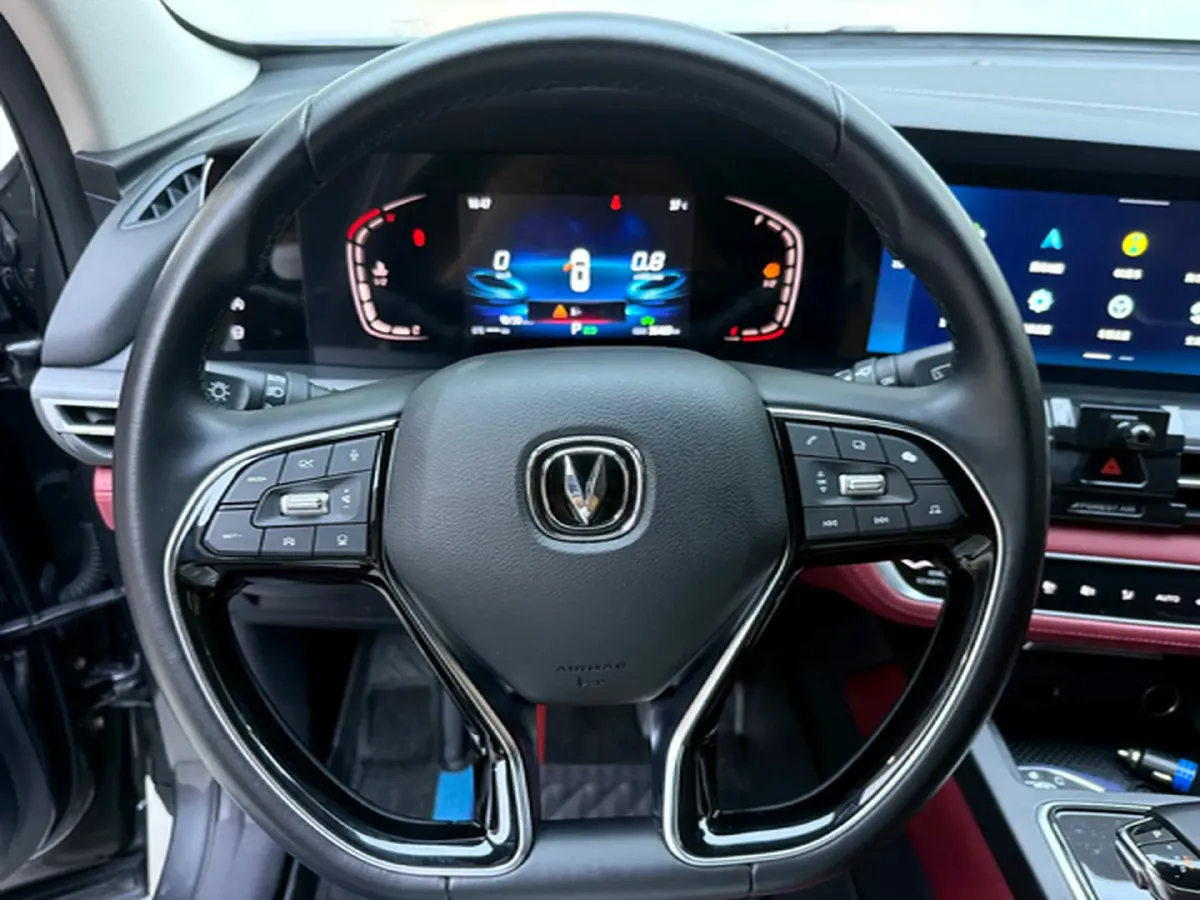 2022 ChangAn Oshan X7 Plus 1.5T 188HP L4 7DCT,autocango,china used car exporter,china ev exporter,chinese used car exporter,chinese used ev exporter