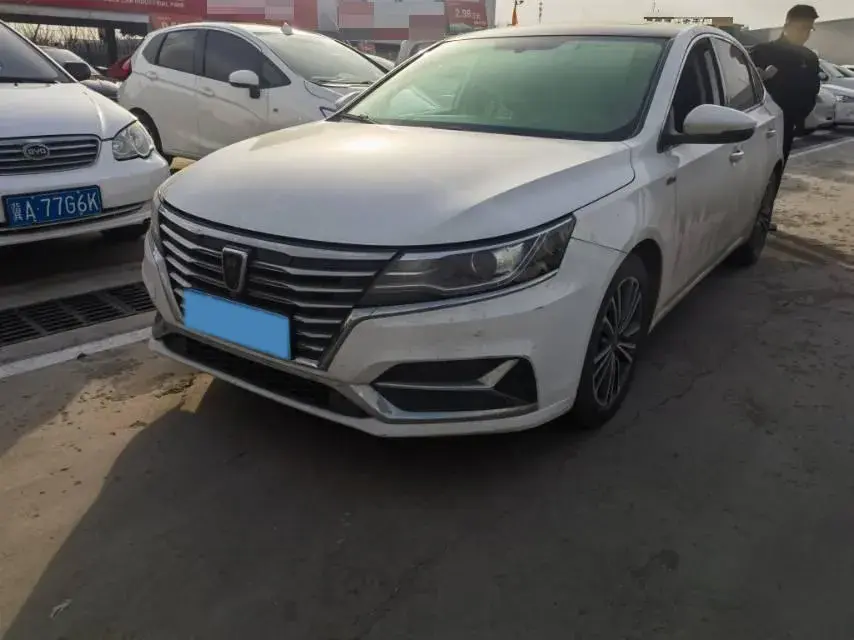 2020 Roewe i6 1.6L 125HP L4 CVT