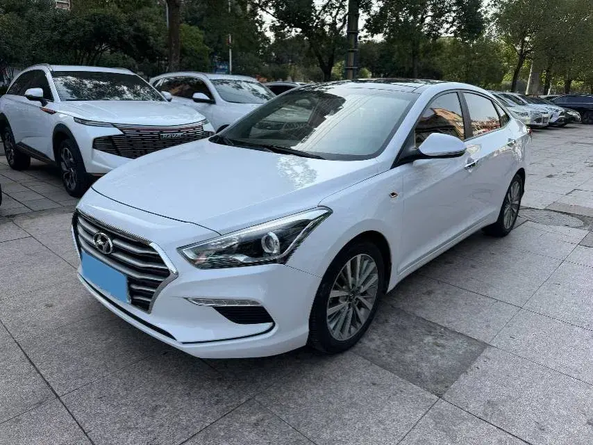 2019 Hyundai Mistra 1.8L 143HP L4 6AT