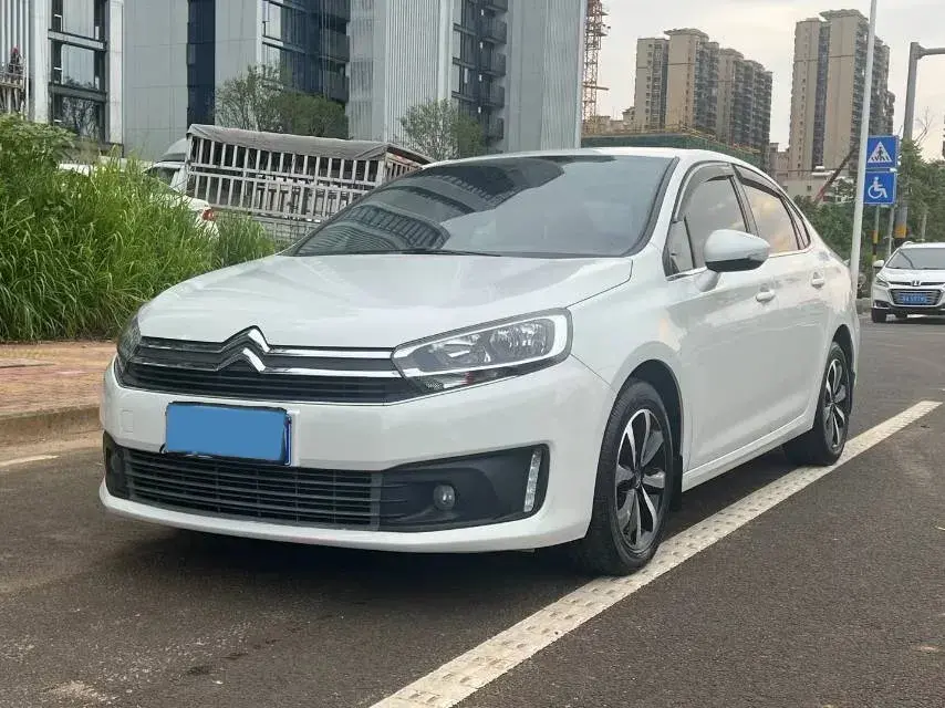 2018 Citroen C4 C-Quatre 1.6L 117HP L4 6AT