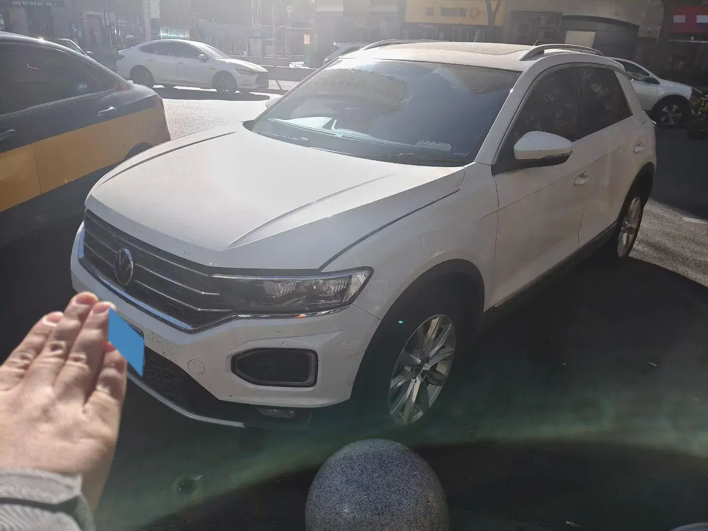 2022 VOLKSWAGEN T-ROC view 1