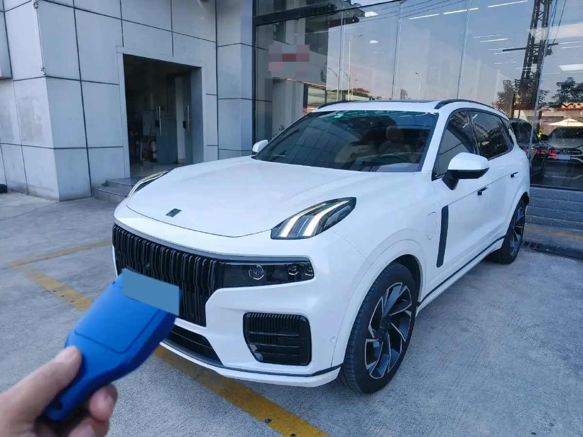 2021 LYNK&CO 09 2.0T 254HP L4 8AT