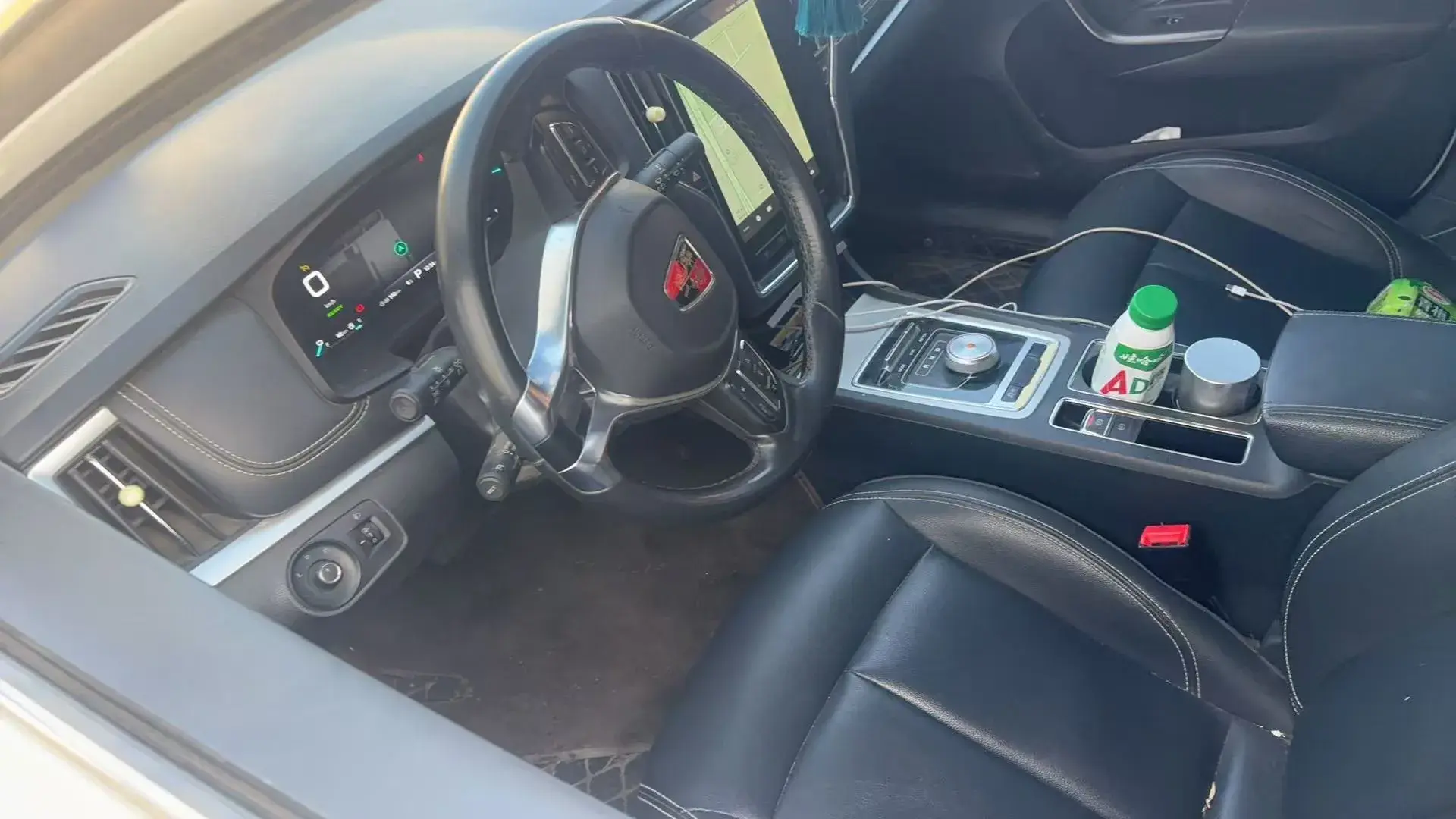 2017 ROEWE I6 thumbnail 2