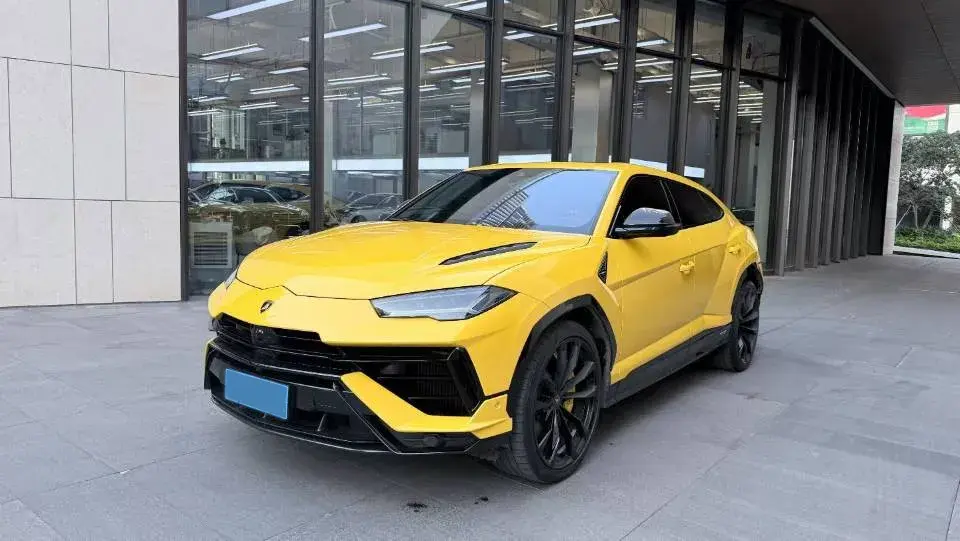 2021 Lamborghini Urus 4.0T 641HP V8 8AT