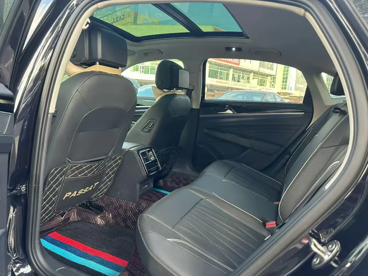 2022 VOLKSWAGEN PASSAT thumbnail 4