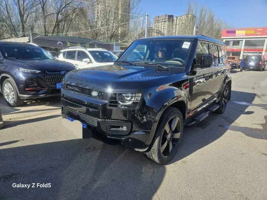 2024 Land Rover Defender 3.0T 400HP L6 8AT