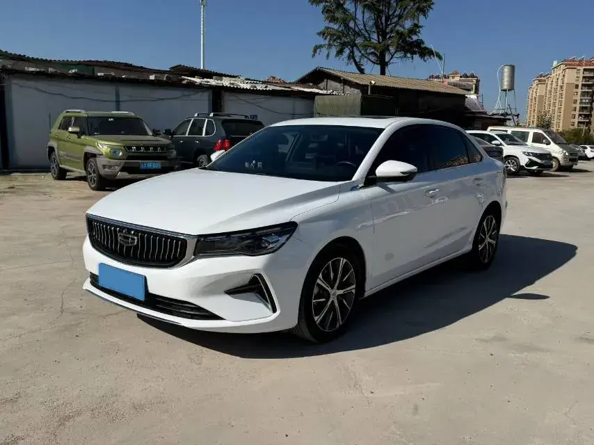 2023 Geely Emgrand 1.5L 127HP L4 CVT