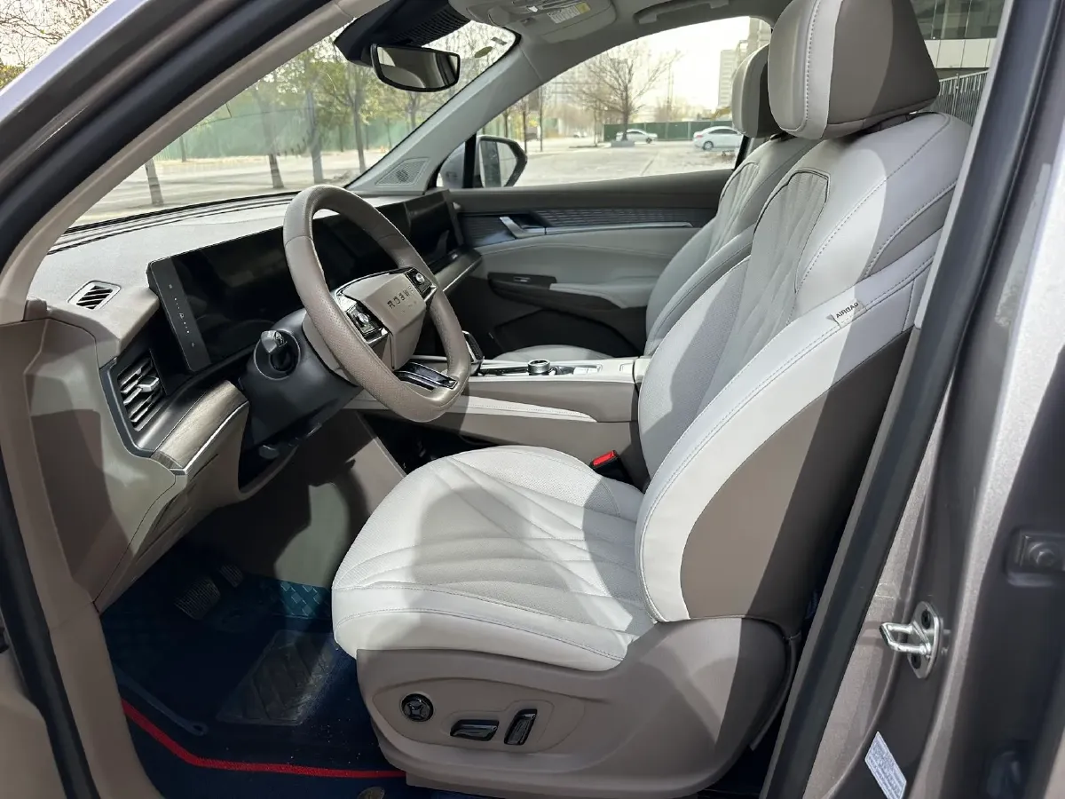 2023 Roewe RX9 2.0T 242HP L4 9AT,autocango,china used car exporter,china ev exporter,chinese used car exporter,chinese used ev exporter