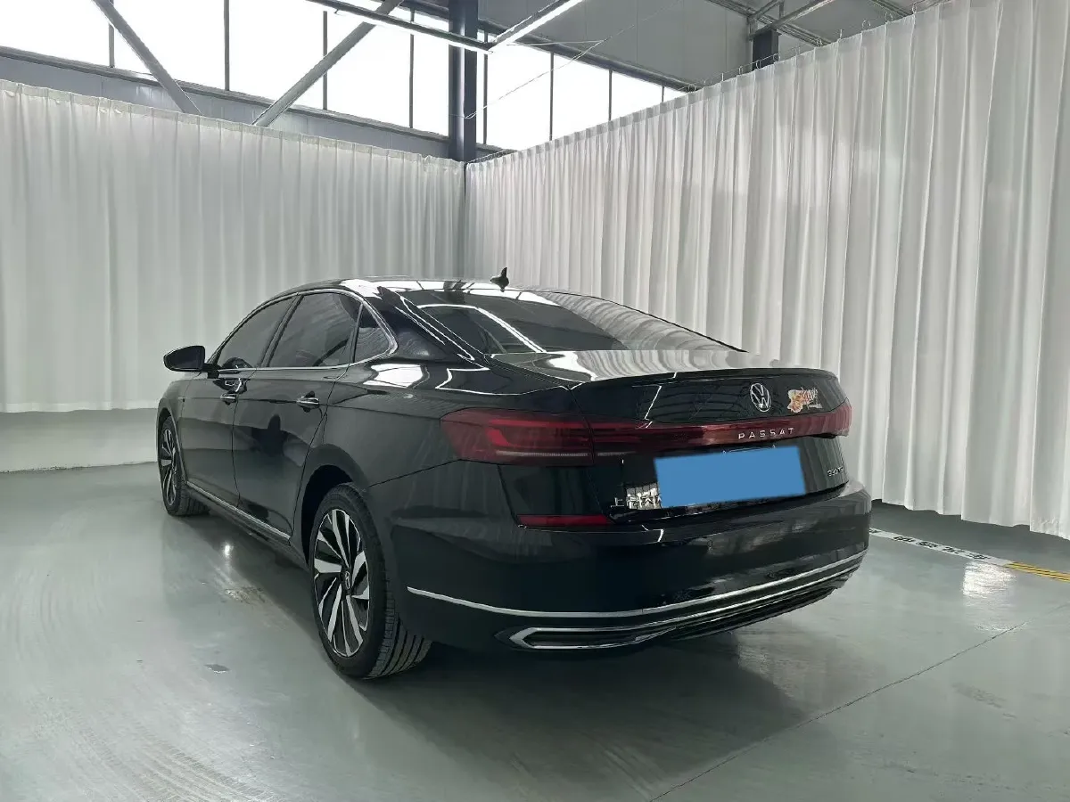 2022 Volkswagen Passat 2.0T 186HP L4 7DCT,autocango,china used car exporter,china ev exporter,chinese used car exporter,chinese used ev exporter