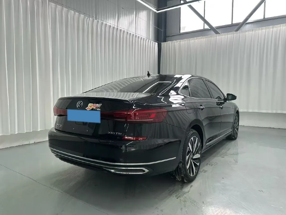 2022 Volkswagen Passat 2.0T 186HP L4 7DCT,autocango,china used car exporter,china ev exporter,chinese used car exporter,chinese used ev exporter