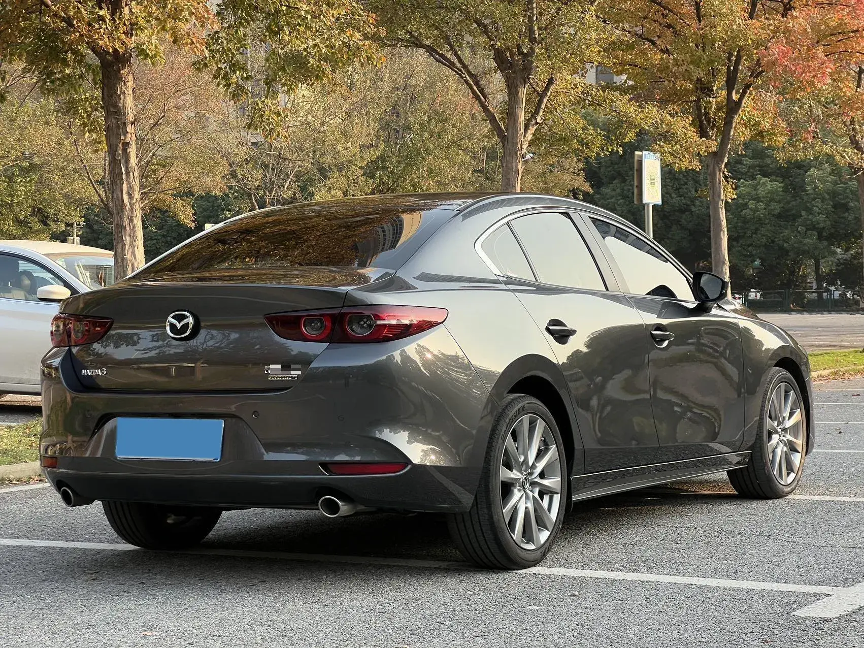 2022 MAZDA 3 thumbnail 4