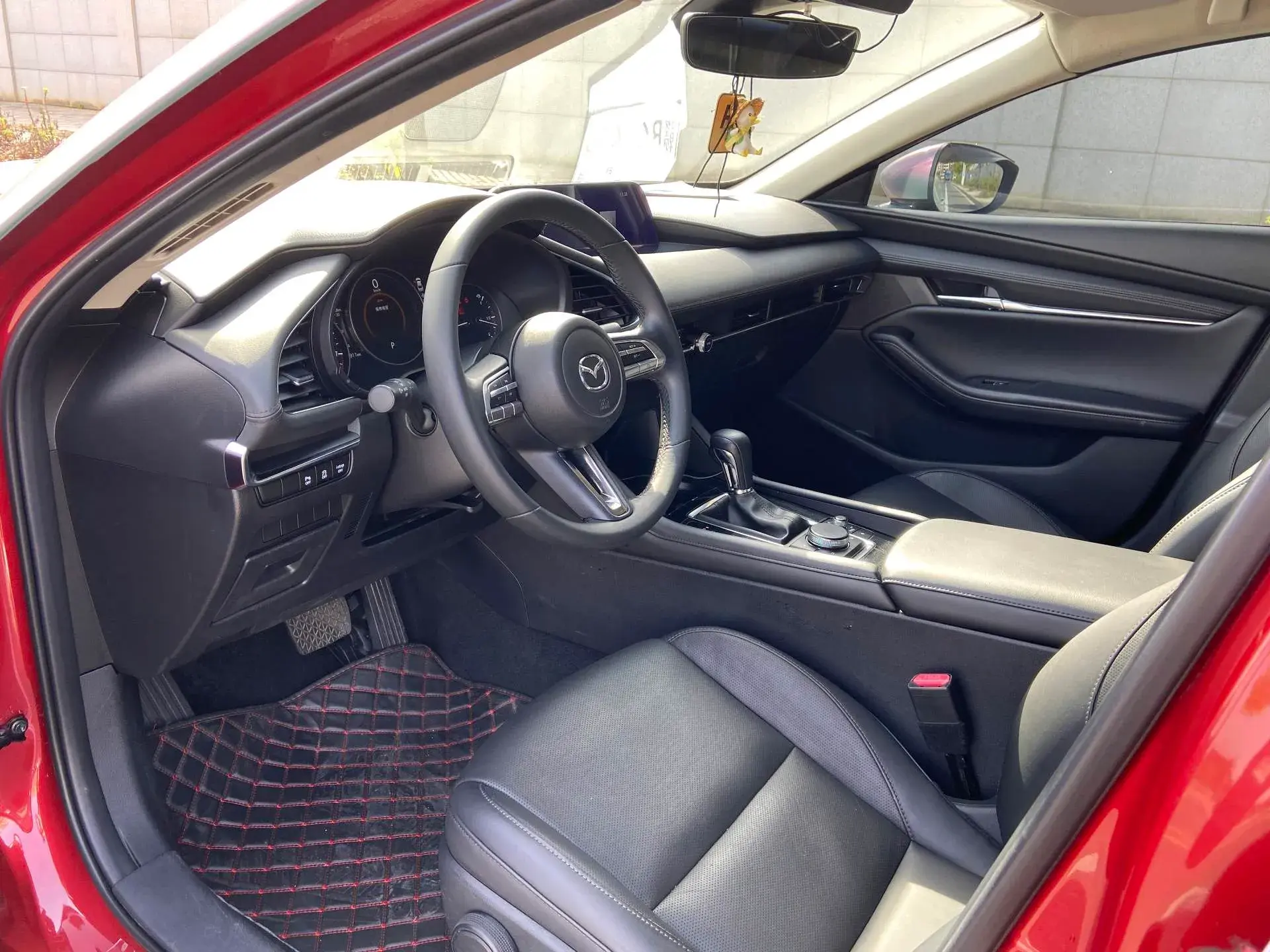 2021 MAZDA 3 thumbnail 4