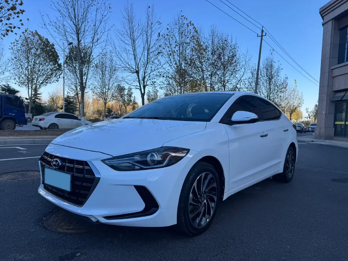 2020 Hyundai Elantra 1.4T 130HP L4 7DCT