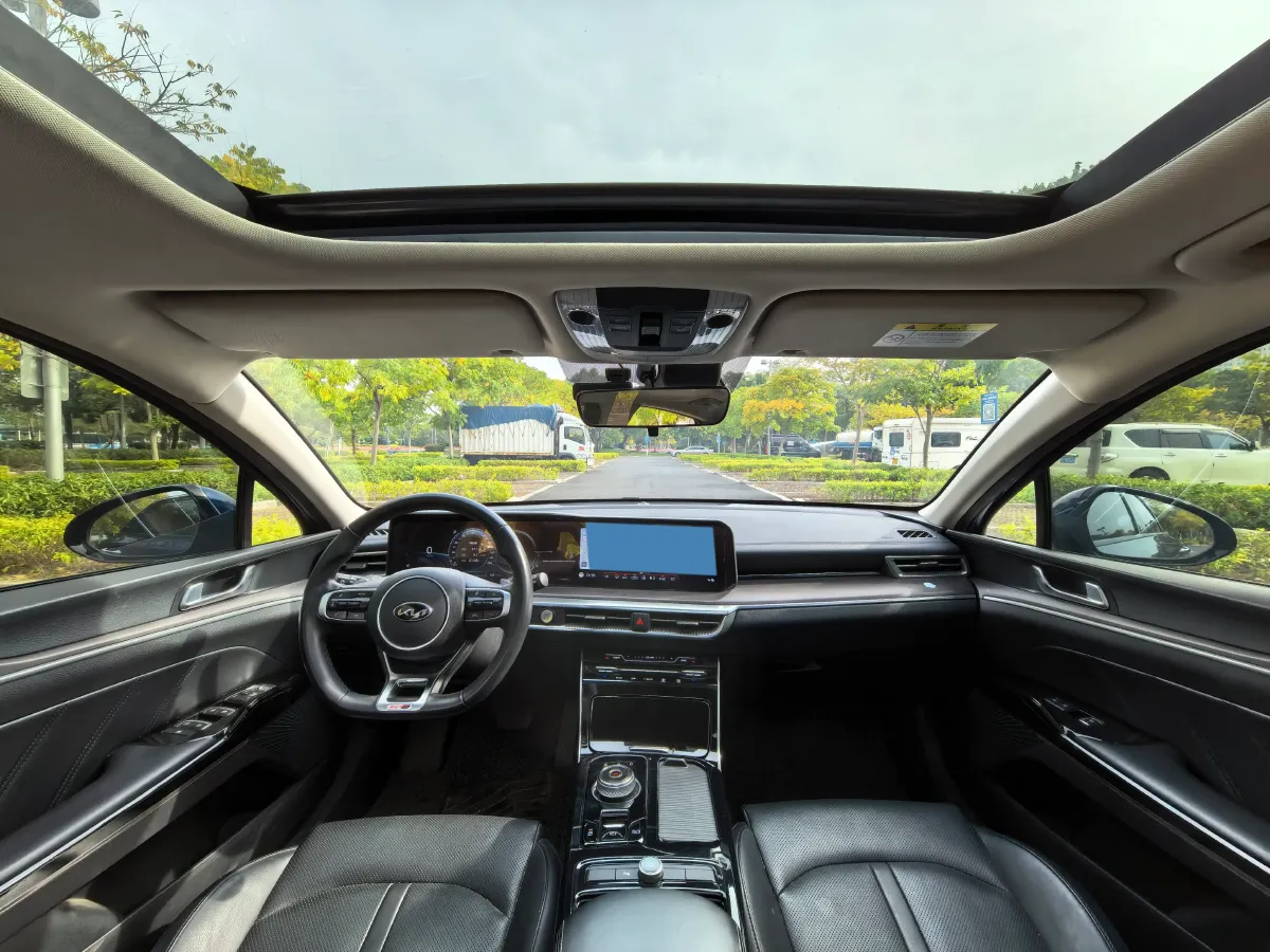 2020 Kia K5 2.0T 240HP L4 8AT,autocango,china used car exporter,china ev exporter,chinese used car exporter,chinese used ev exporter