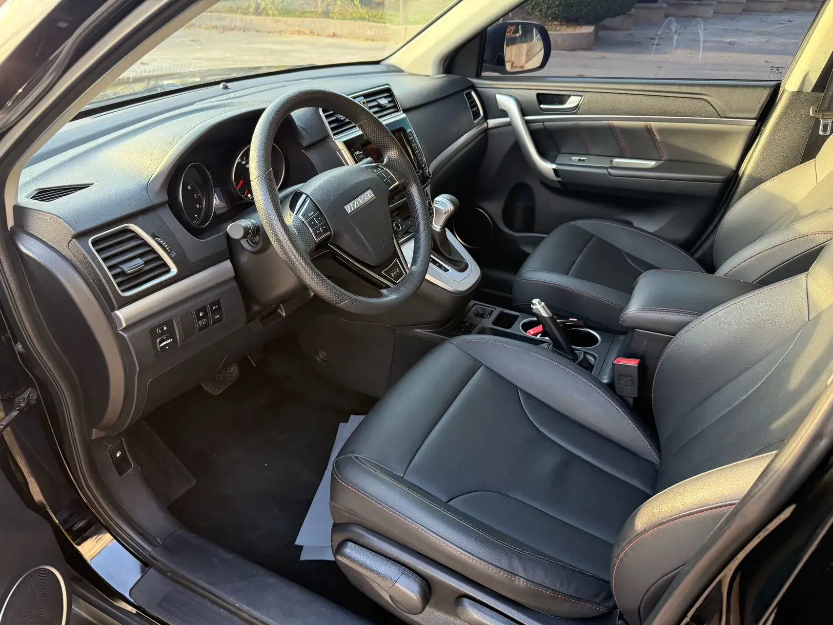 2019 HAVAL M6 thumbnail 4