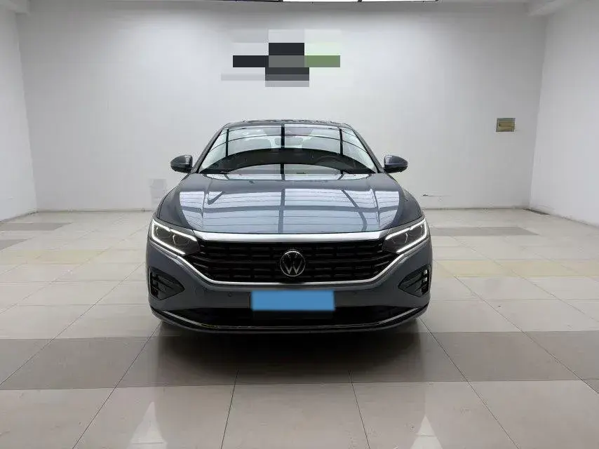 2023 VOLKSWAGEN PASSAT thumbnail 2