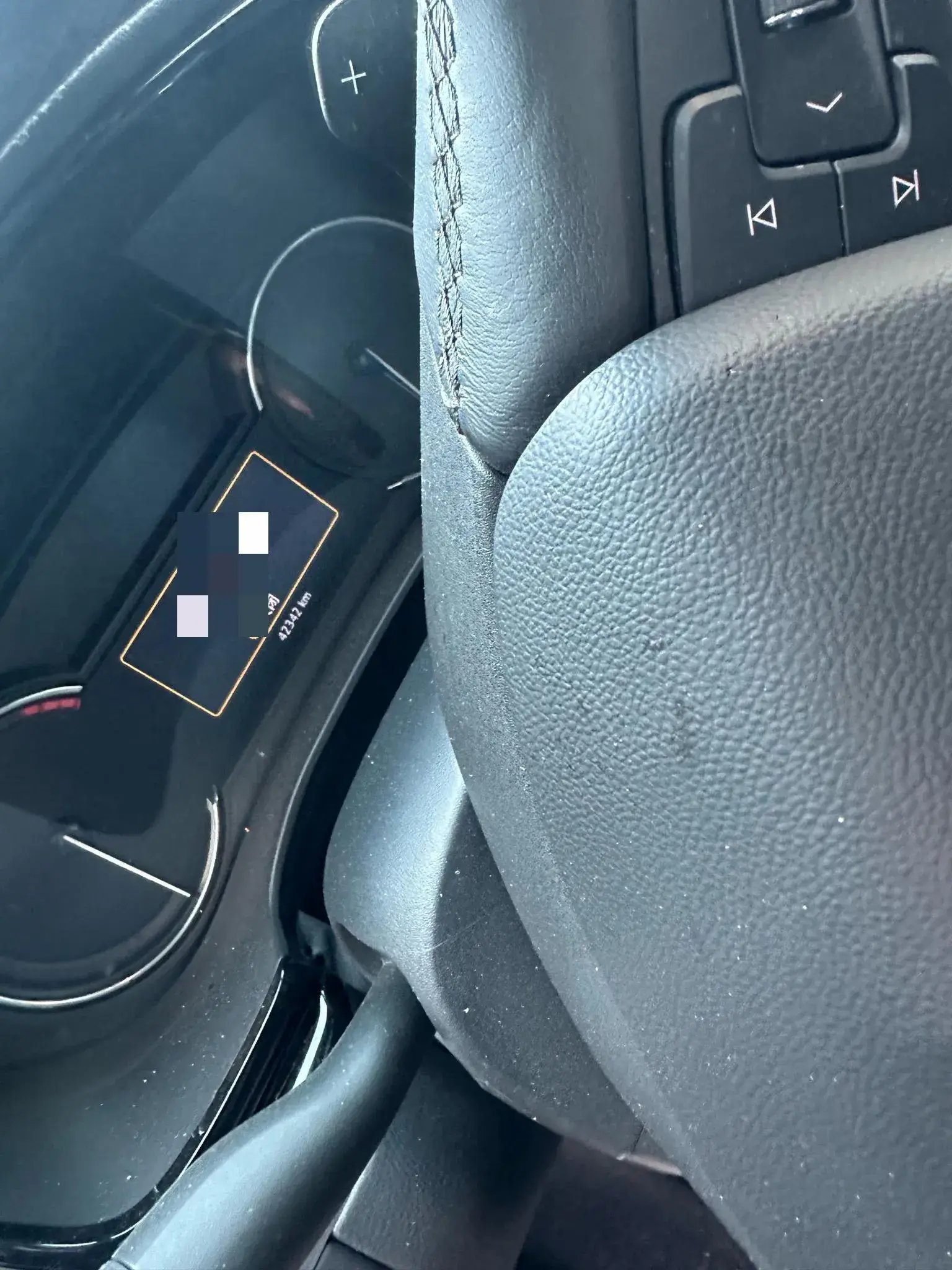 2022 CADILLAC XT6 thumbnail 4