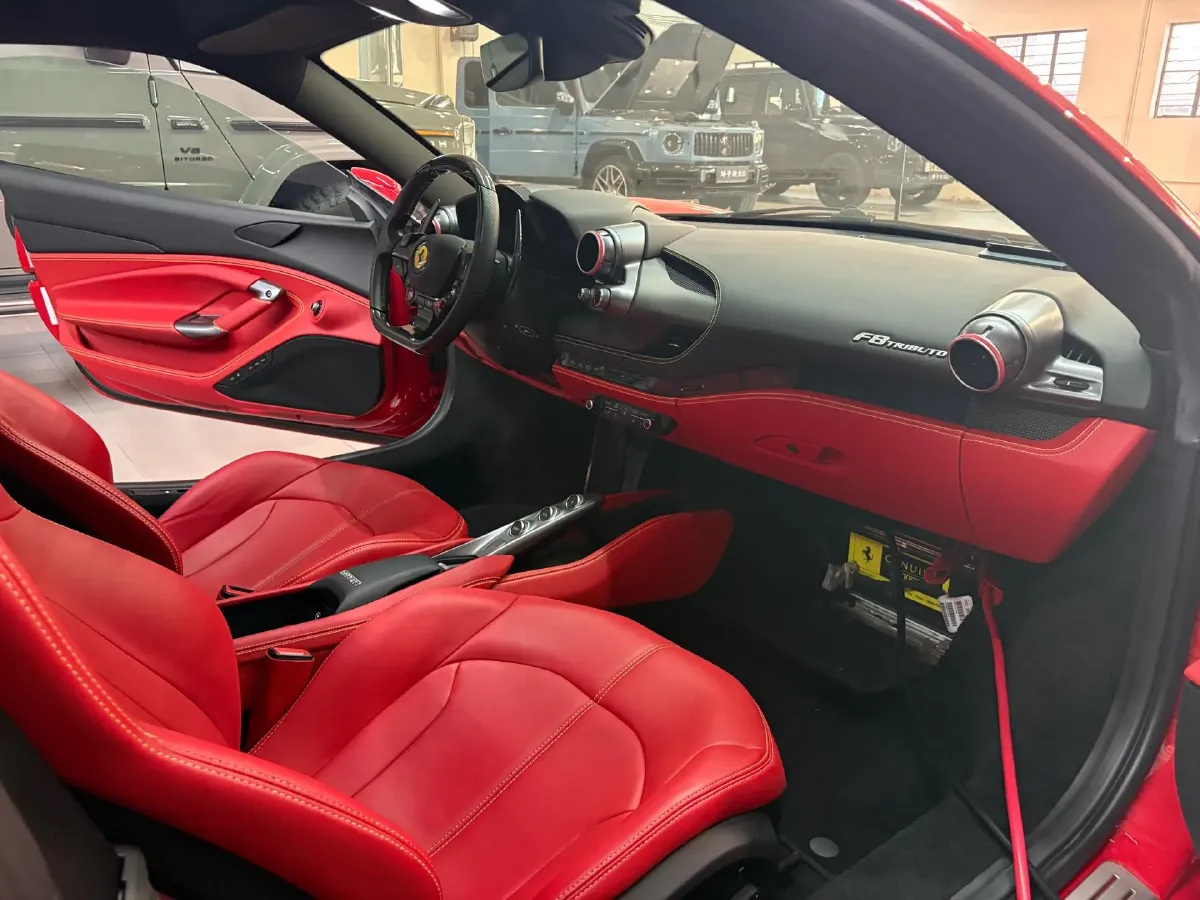 2019 Ferrari F8 3.9T 720HP V8 7DCT,autocango,china used car exporter,china ev exporter,chinese used car exporter,chinese used ev exporter