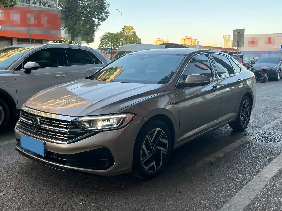 2023 Volkswagen Sagitar 1.5T 160HP L4 7DCT