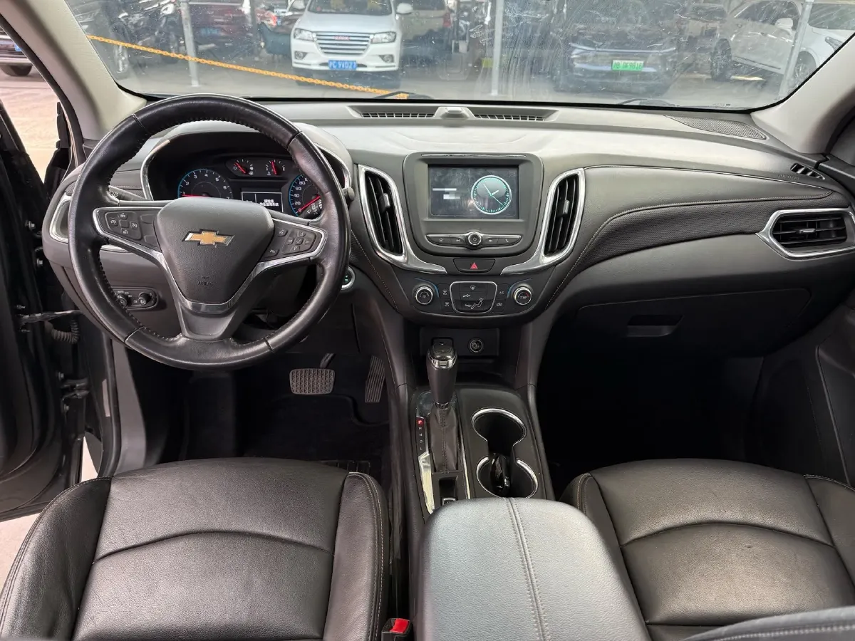2019 Chevrolet Equinox 1.5T 169HP L4 6AT,autocango,china used car exporter,china ev exporter,chinese used car exporter,chinese used ev exporter