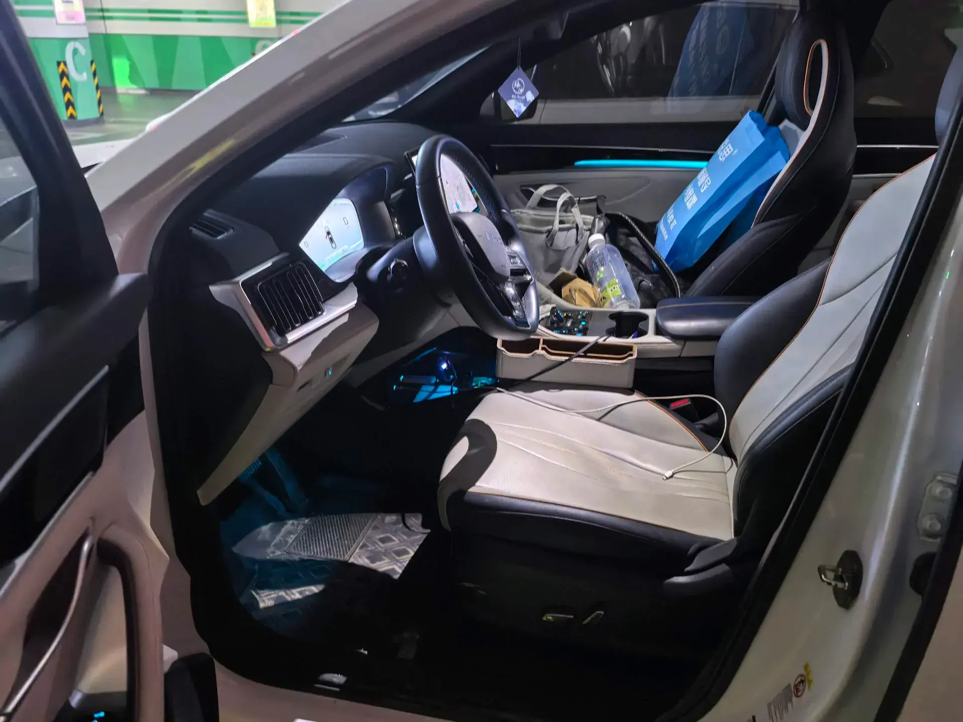 2023 BYD SONG thumbnail 4