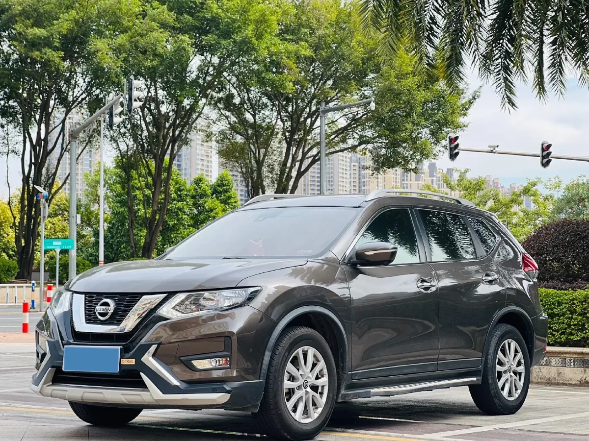 2019 Nissan X-Trail 2.0L 154HP L4 CVT,autocango,china used car exporter,china ev exporter,chinese used car exporter,chinese used ev exporter